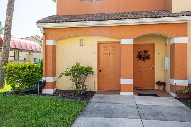 Photo - Tuscany Gardens Beautiful Condo Close to All in Fort Myers MOVE IN SPECIAL FIRST MONTH FREE!