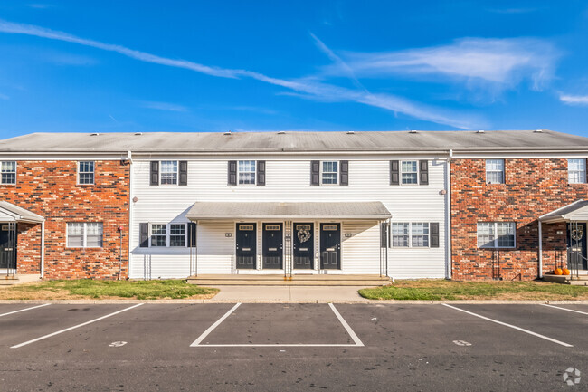 Building Photo - Hamilton Estates Apartments