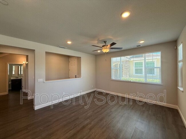 Photo - 948 Posey St