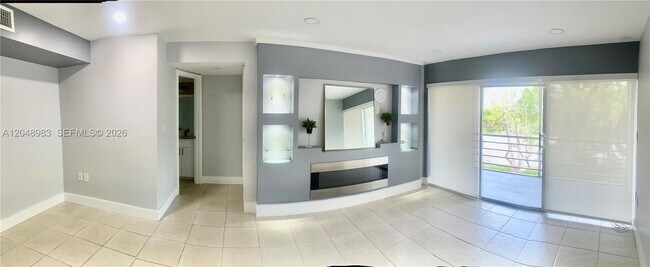 Photo - 4255 N University Dr Unit 304