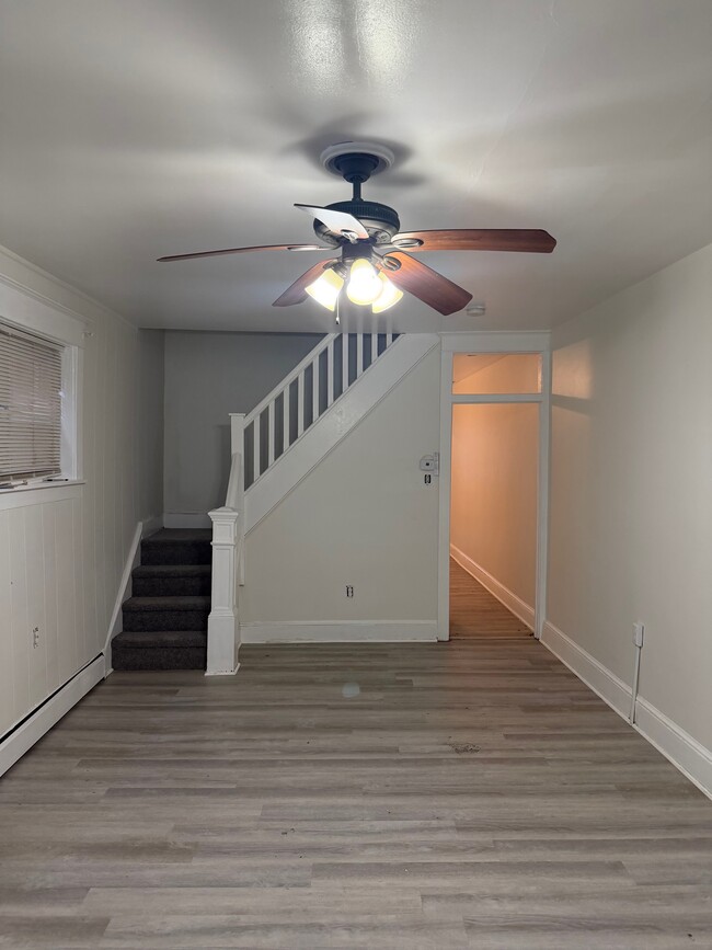 Photo - 130 Harvey Ave