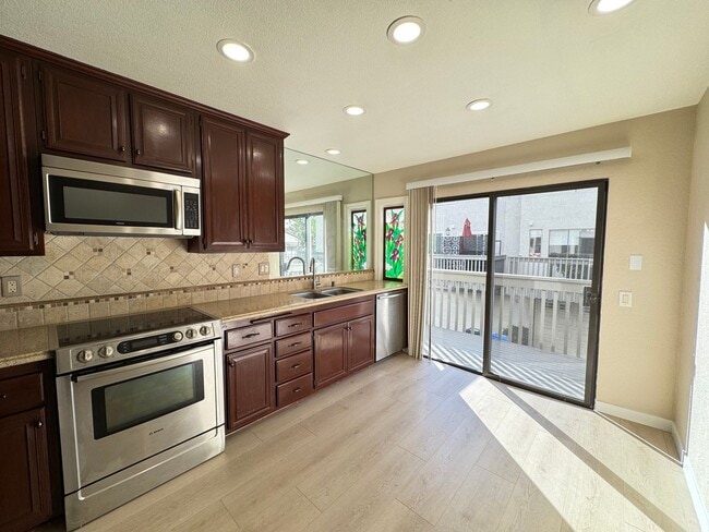 Photo - Spacious 2Bd/2Ba Condo w/Bonus Office, Garage and A/C!