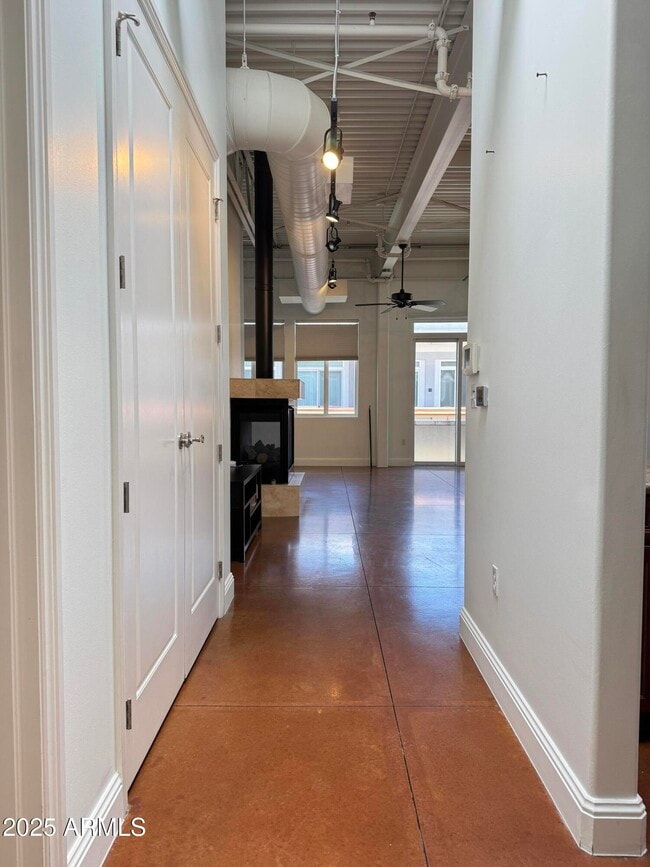 Photo - 7039 E Main St