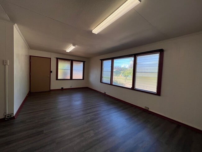 Photo - Charming 3-Bedroom Home with Bonus Room – ...