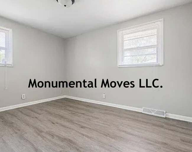 Photo - 1808 Woodbine Dr