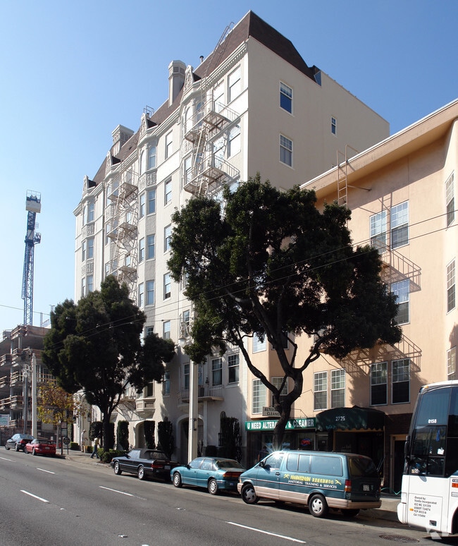 Photo - Marina Chateau