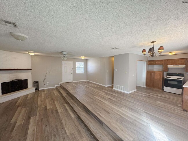 Photo - 1407 Hunt St