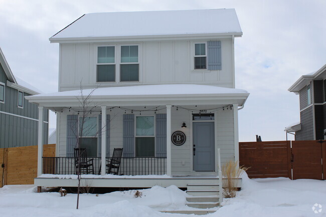 Building Photo - 1870 St Paul Ln Rental