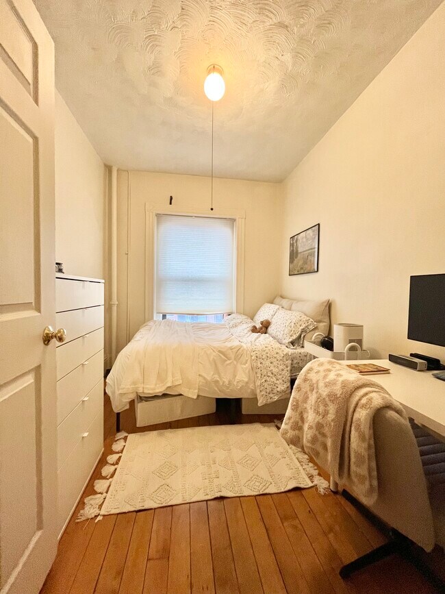 Photo - 614 Columbus Ave Unidad 3