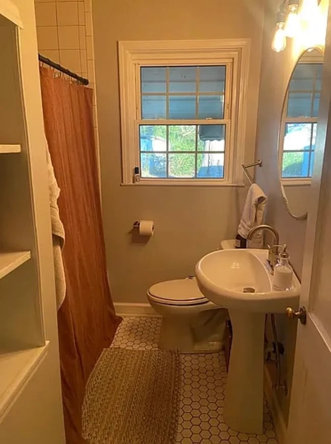 Photo - 1740 Crestridge Dr SE