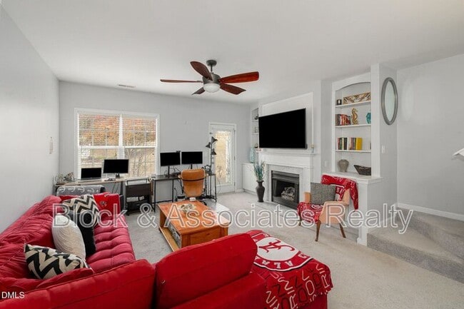 Photo - 108 Buchanan Ln
