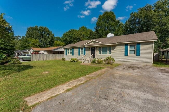 Photo - Move-In Ready Comfort – 4 Bed, 2 Bath!
