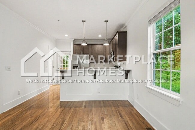 Photo - 185 Peach St