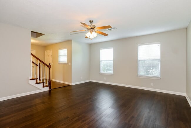 Photo - 3315 Velvet Court