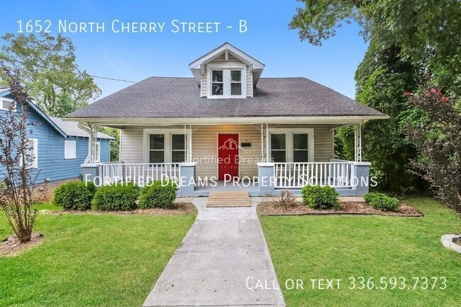 Building Photo - 1652 N Cherry St Unit B