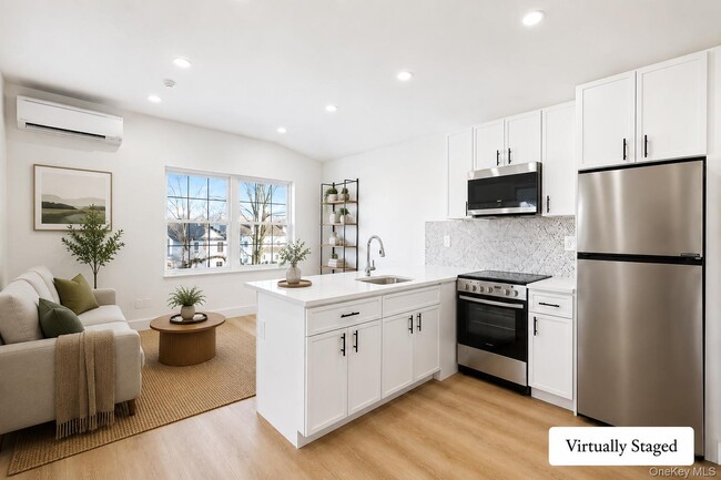 9 Lagrange Ave Unit 3