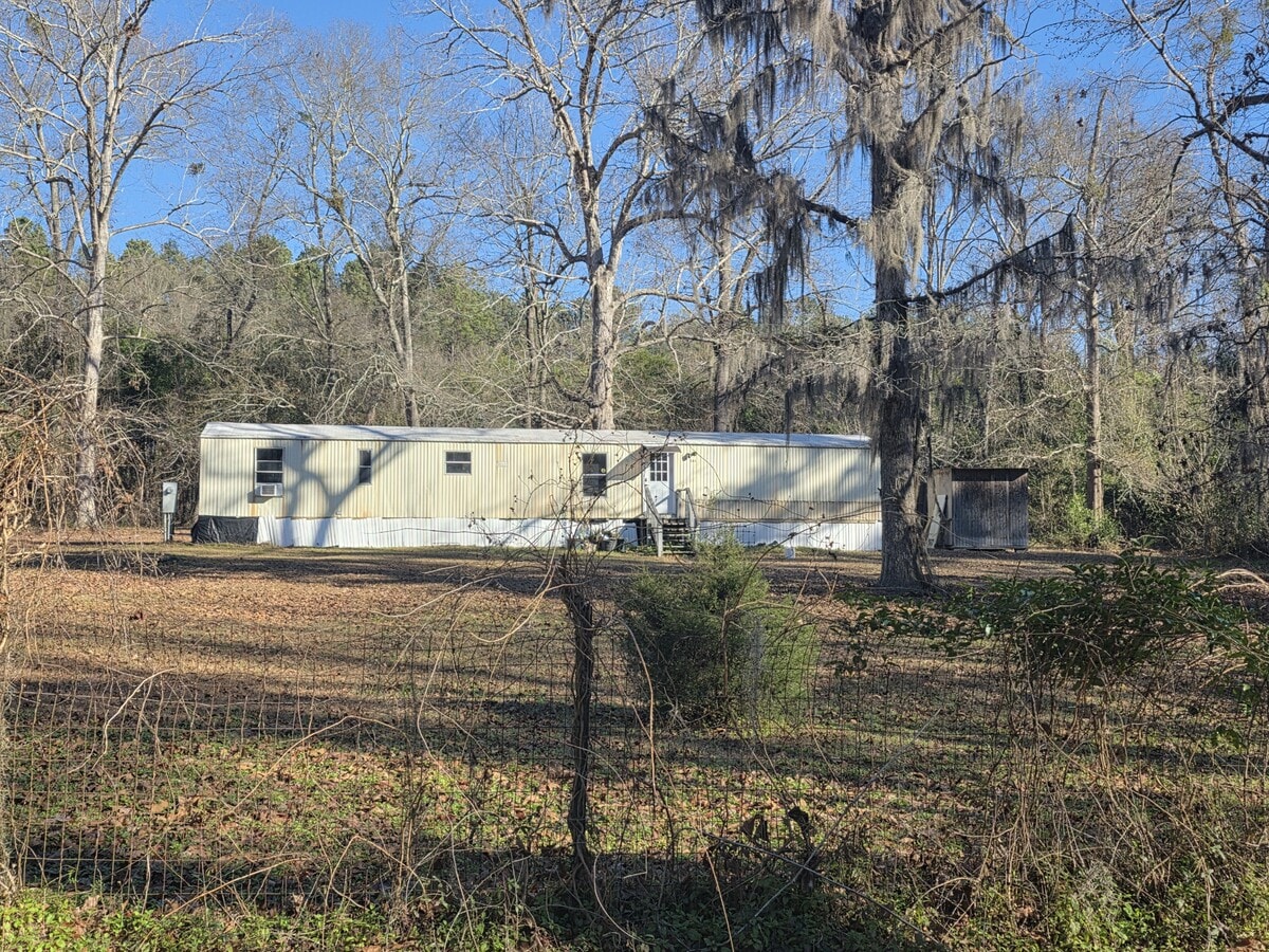 Photo - 565 Waterspring Rd