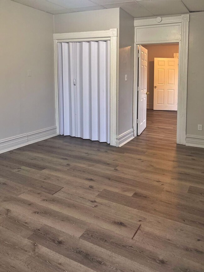 Photo - 448 N 6th St Unidad 1