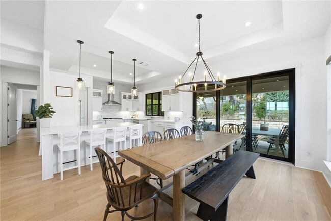 Photo - 321 Sweet Grass Ln