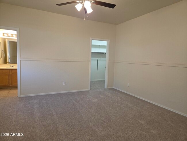 Photo - 426 N Oak St