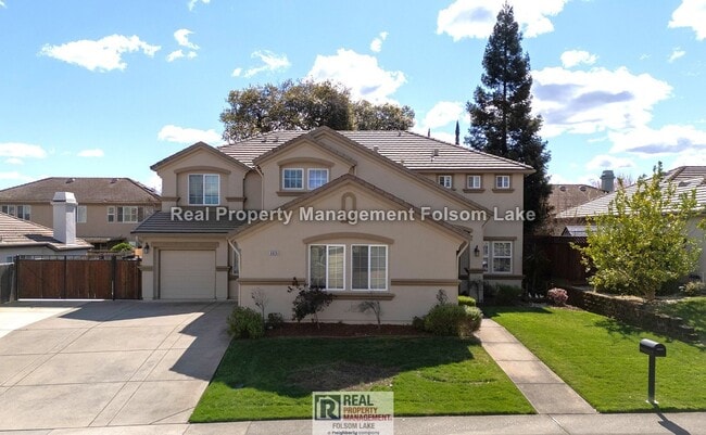 Photo - 5 Bedroom Carmichael Home + Large Bonus Room | 3-Car Garage & RV/Boat Parking