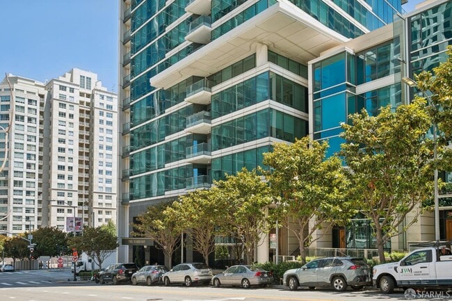 Building Photo - 401 Harrison St