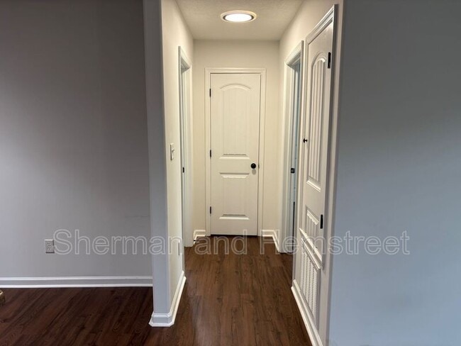 Photo - 3600 London Ct SW Unit 3600-101