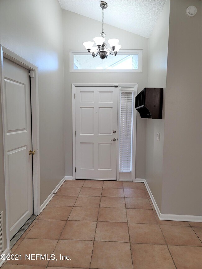 Photo - 8379 Chason Rd W