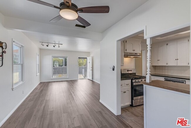 Photo - 4905 Coolidge Ave