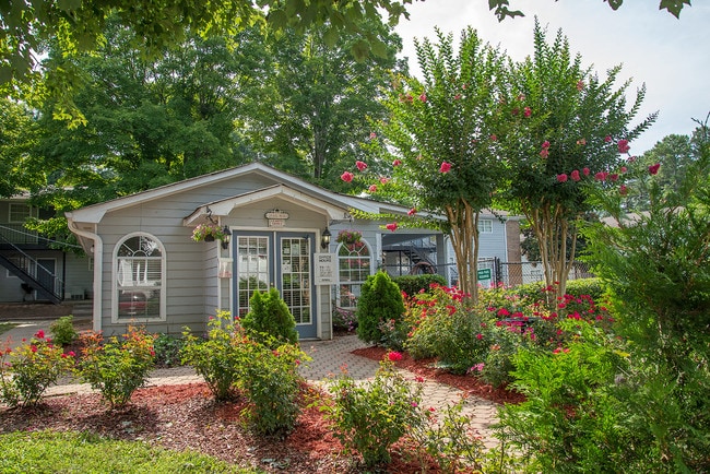 Building Photo - Quail Run Rental