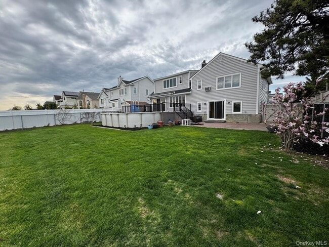 Photo - 3544 Woodward St