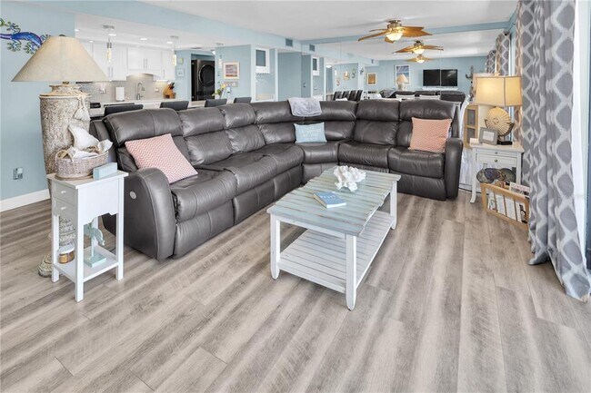 Photo - 200 120th Ave W Unit 3A