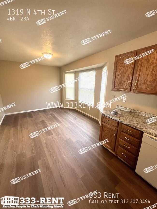 Photo - 1319 N 4th St