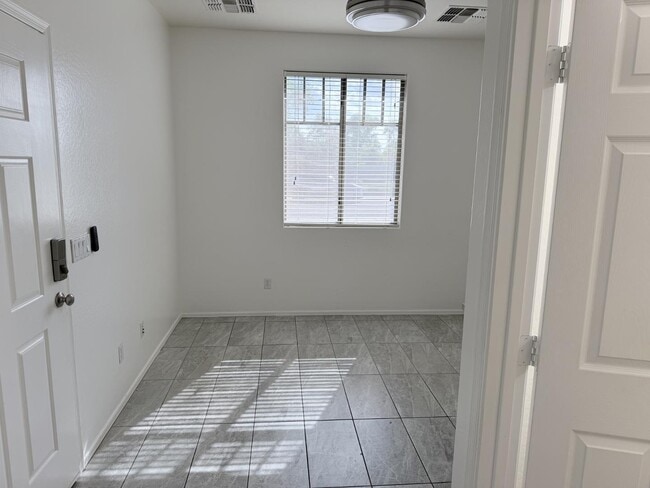 Photo - 7706 S 24th Dr