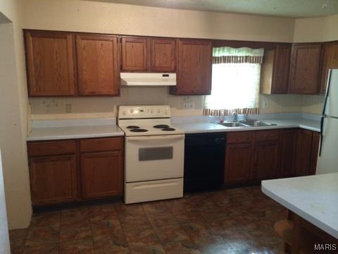 Photo - 146 Shore Dr SW