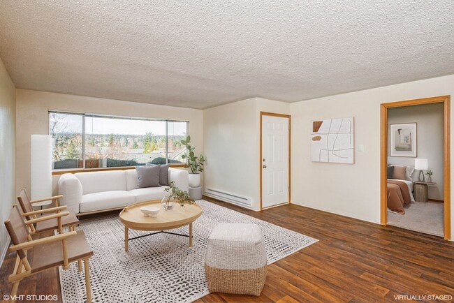 Hillsider 50 Apartments