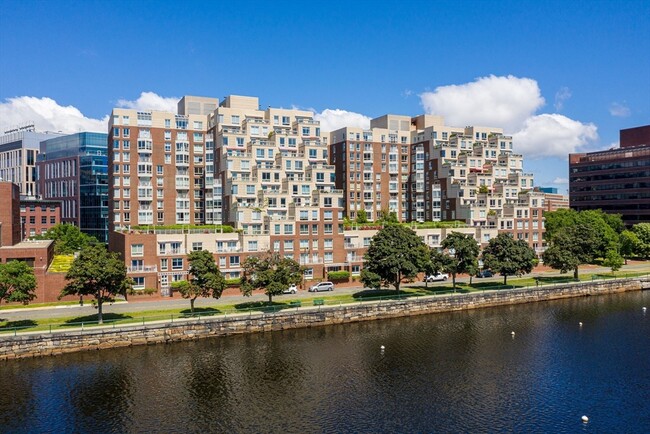 Photo - 75-83-83 Cambridge Pkwy Condo Unit PH7