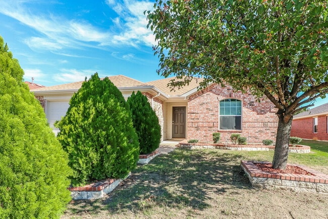 Photo - 3020 Meadowbrook Dr