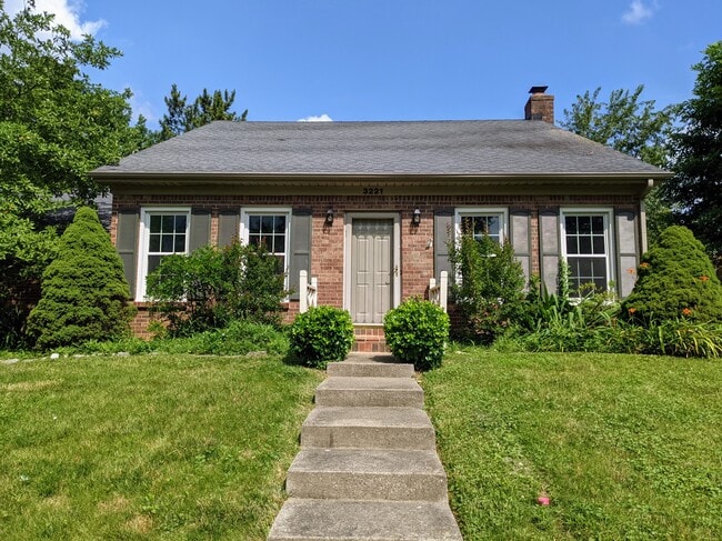 Photo - 3221 Hunters Point Dr
