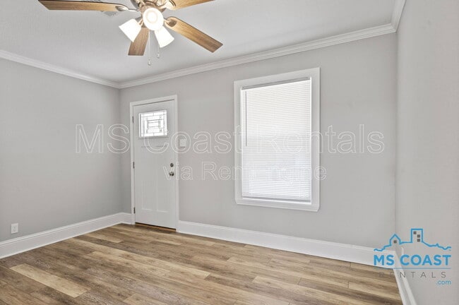 Photo - 1612 Gordon Ave