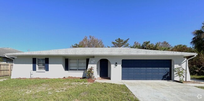 Building Photo - Annual Unfurnished 3 Bedroom 2 Bath Single... Rental