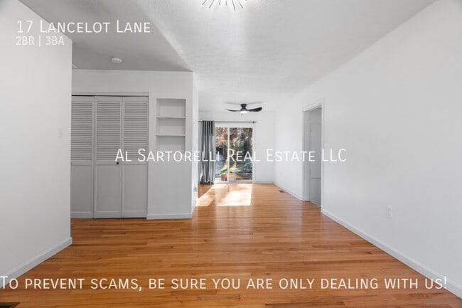 Photo - 17 Lancelot Ln