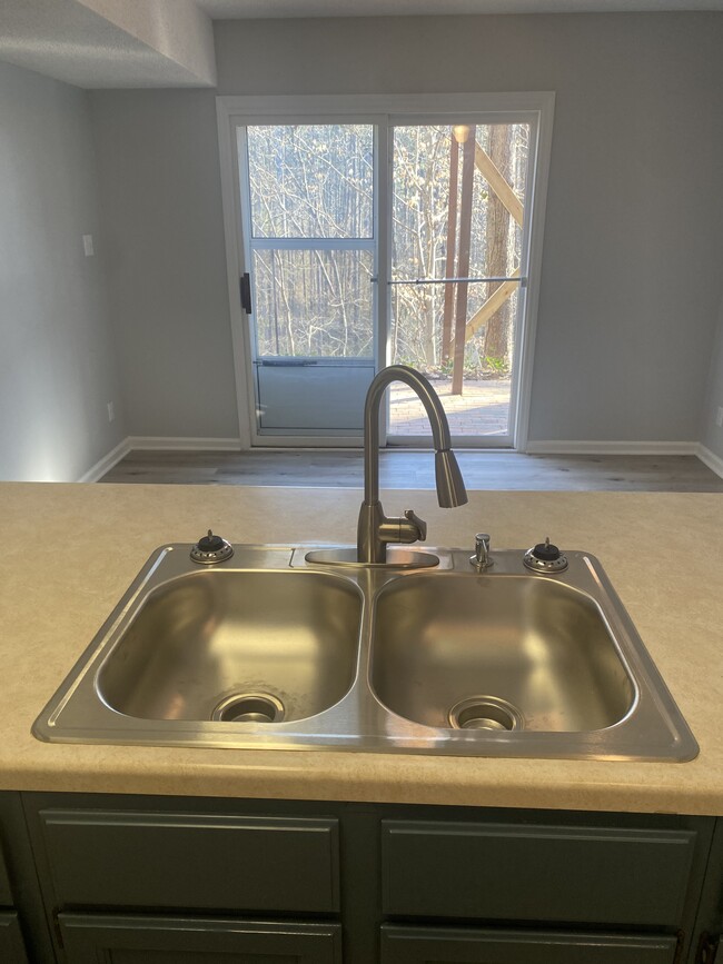 Photo - 103 Braswell Ct Unit A