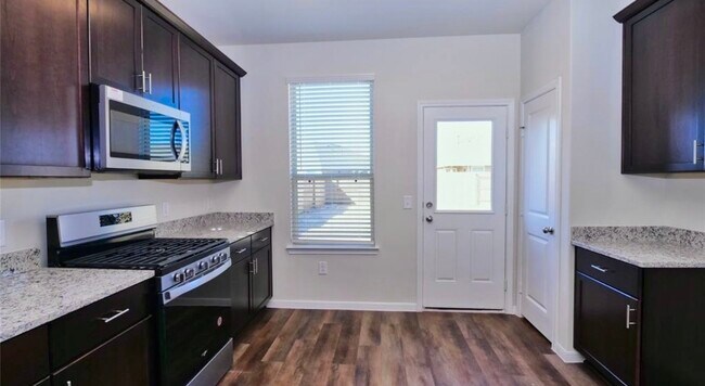 Photo - 18976 Buckley Oak Dr