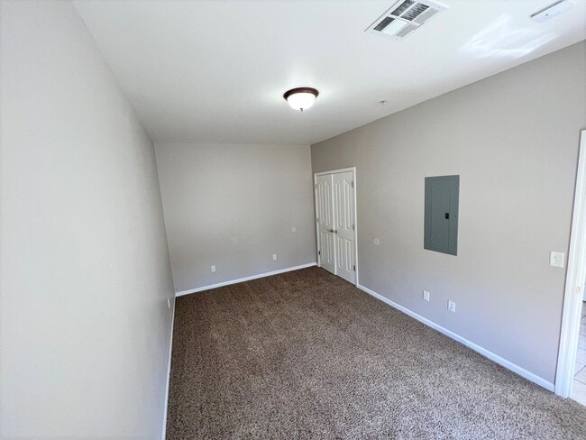 Photo - Pre-Leasing for 26/27 School Year