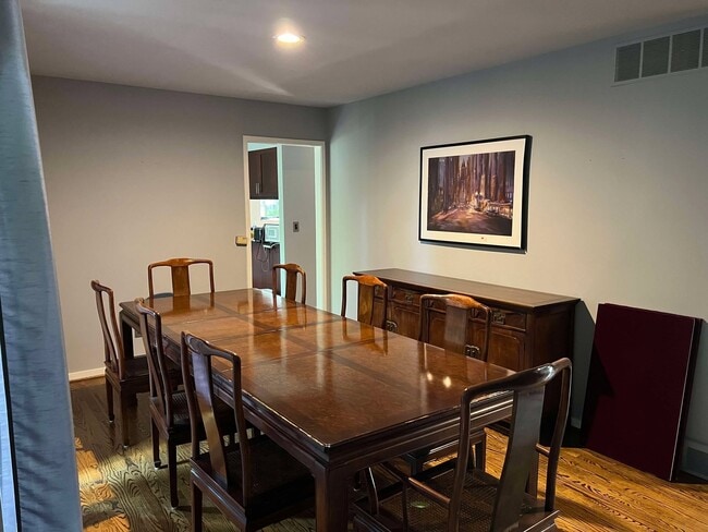 3 Westbury Ct