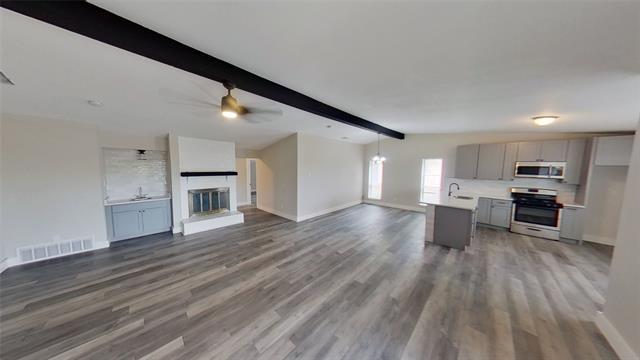 Photo - 606 Futrelle St