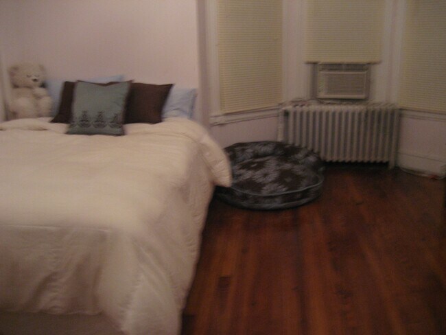 Photo - 745 S 4th St Unidad 2nd floor