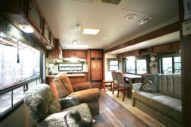 Photo - 1Br 1Ba Trailer in Eucalyptus Hills