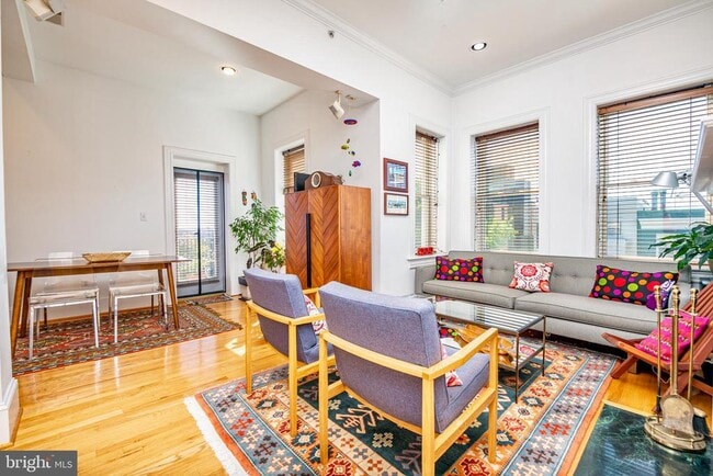 Photo - 1807 California St NW Unit 301